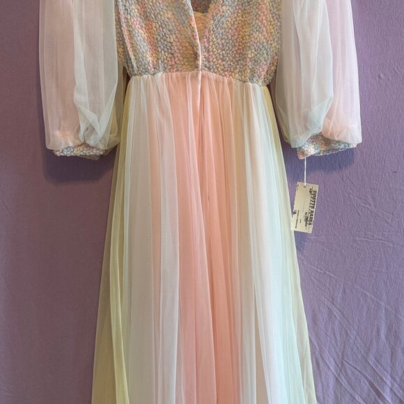 Vintage Lingerie Odette Barsa. Original with tags. Pastel Rainbow Peignoir - Picture 4 of 6